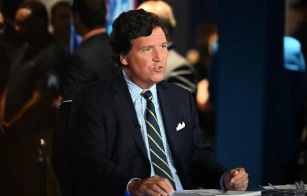 股配所 卡尔森警告：这么做，美帝国会终结，特朗普的任期也会终结