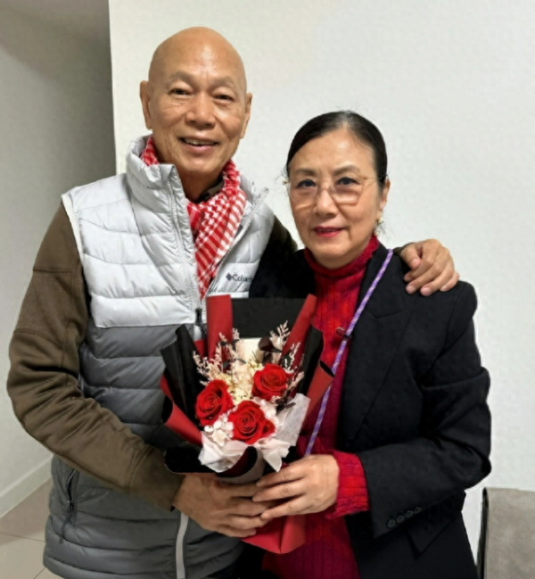 配多多 78岁汪明荃回应“罗家英四度患癌”：尊重其放弃化疗的决定；罗家英此前称最多剩9年寿命